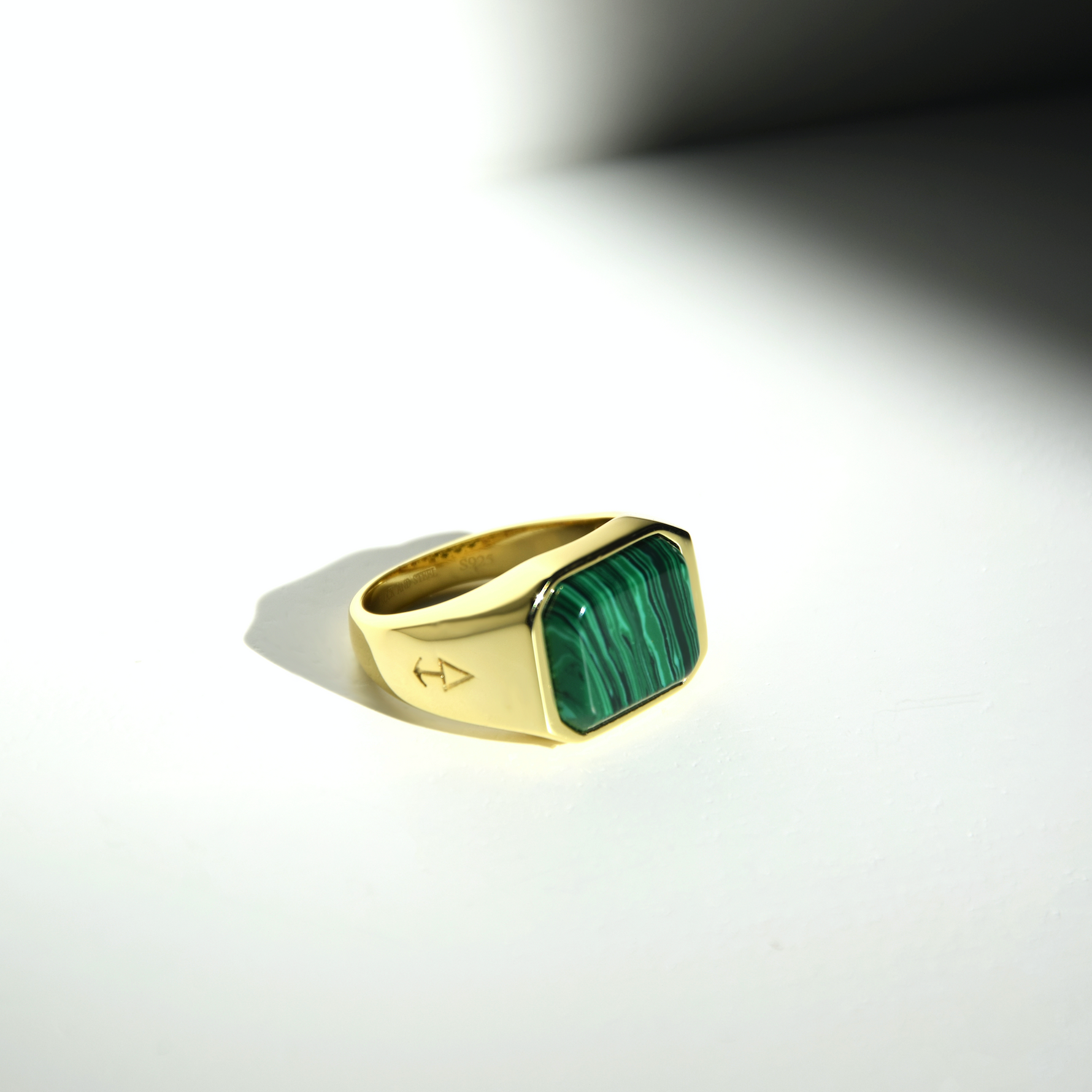 Ring NEPTUNE MALACHIT | 925 Silber | vergoldet - ROCK & STEEL GERMANY