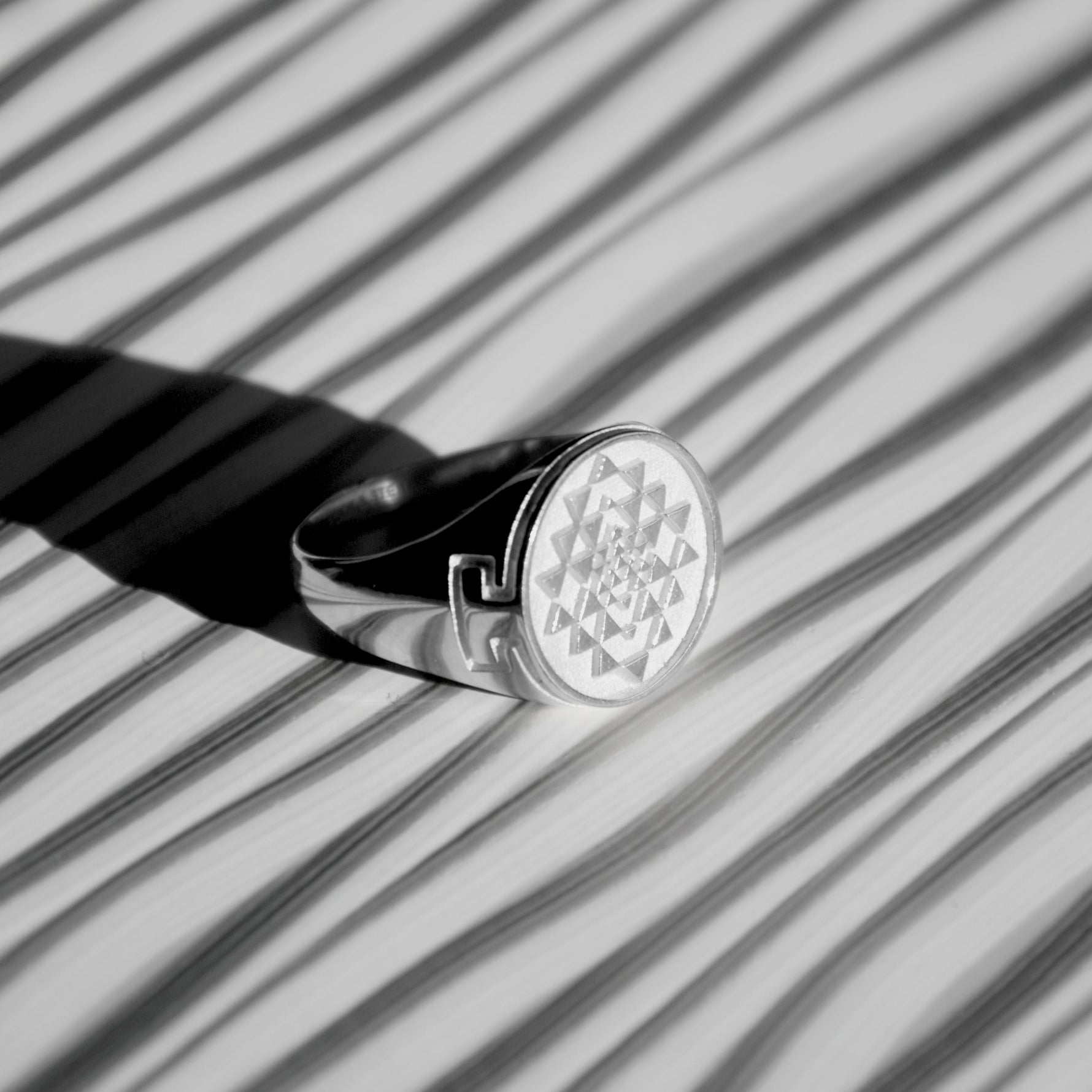 Ring SHREE YANTRA | 925 Silber - ROCK & STEEL GERMANY