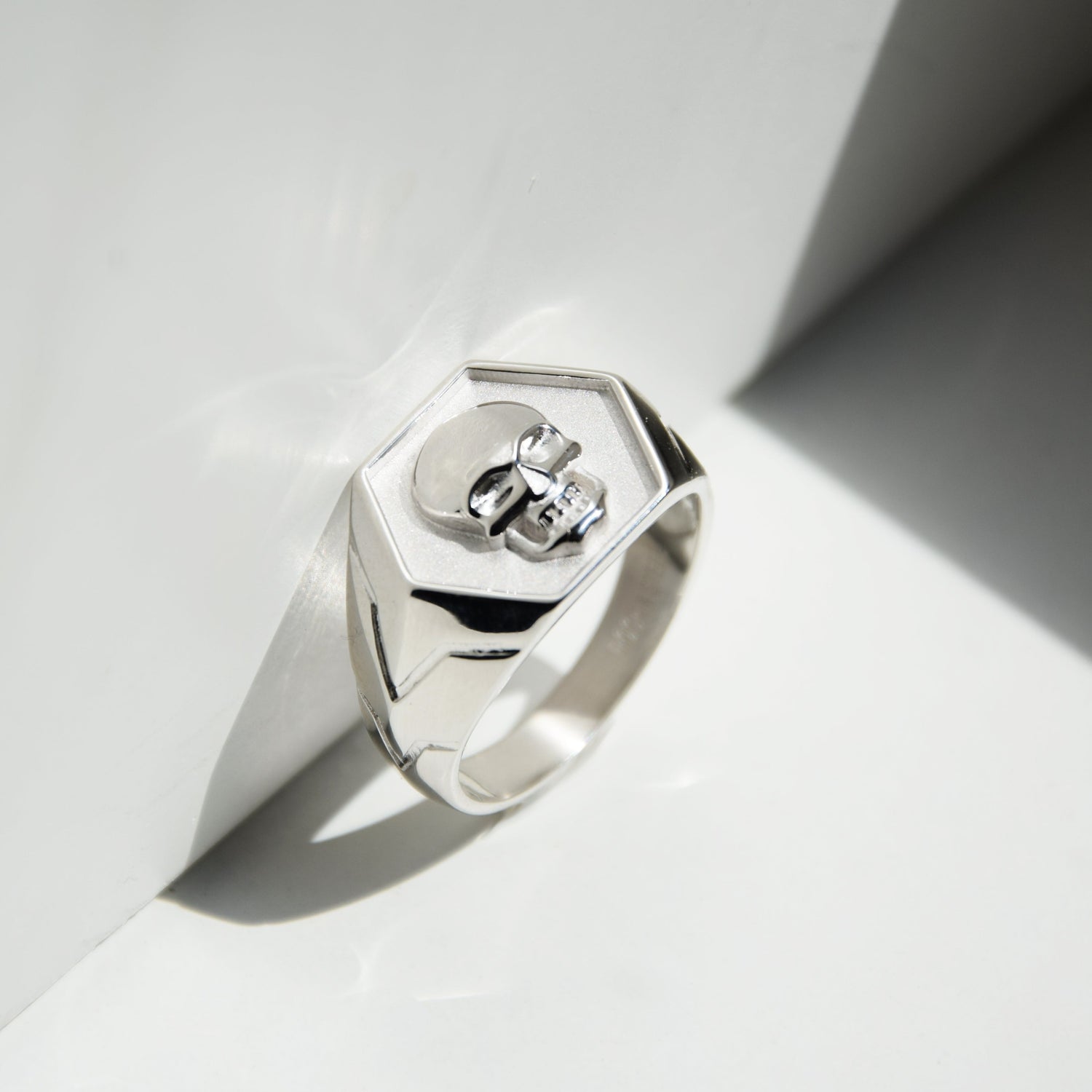 Ring TOTENKOPF BAD BOY | 925 Silber - ROCK & STEEL GERMANY