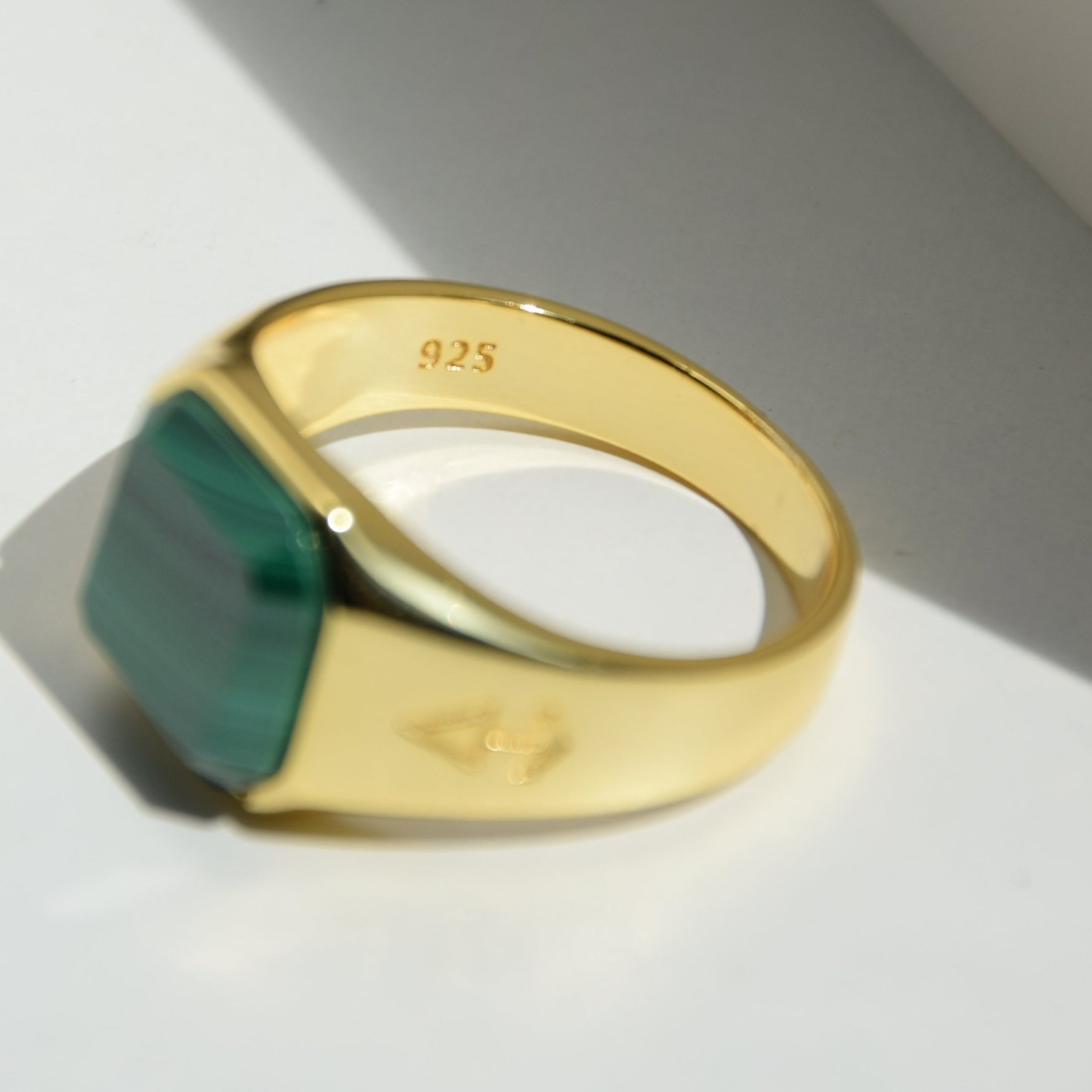 Ring HORUS MALACHIT | 925 Silber | vergoldet - ROCK & STEEL GERMANY