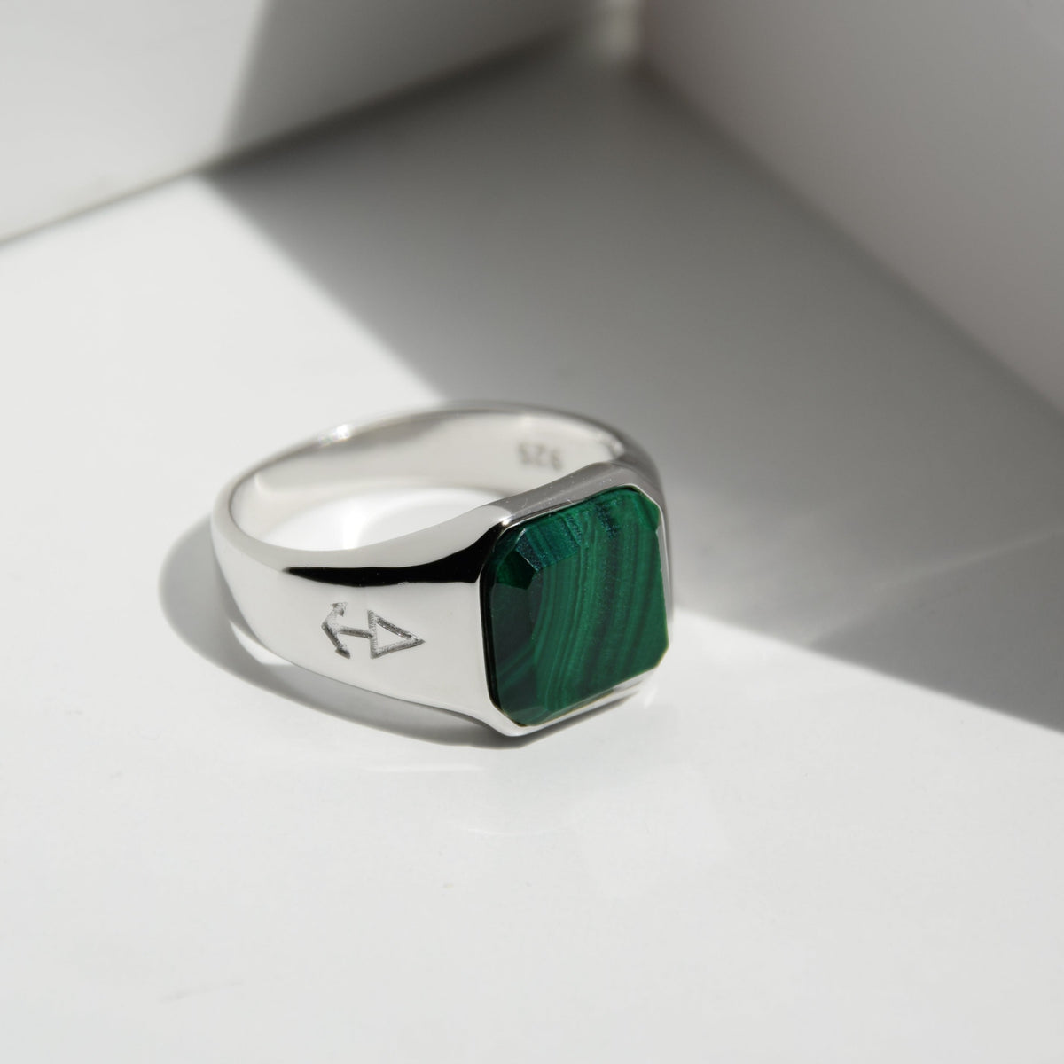 Ring HORUS MALACHIT | 925 Silber - ROCK & STEEL GERMANY