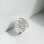 Wisdom Ring | Siegelring mit Glückszeichen | Wisdom Herrenring | Rock & Steel Germany