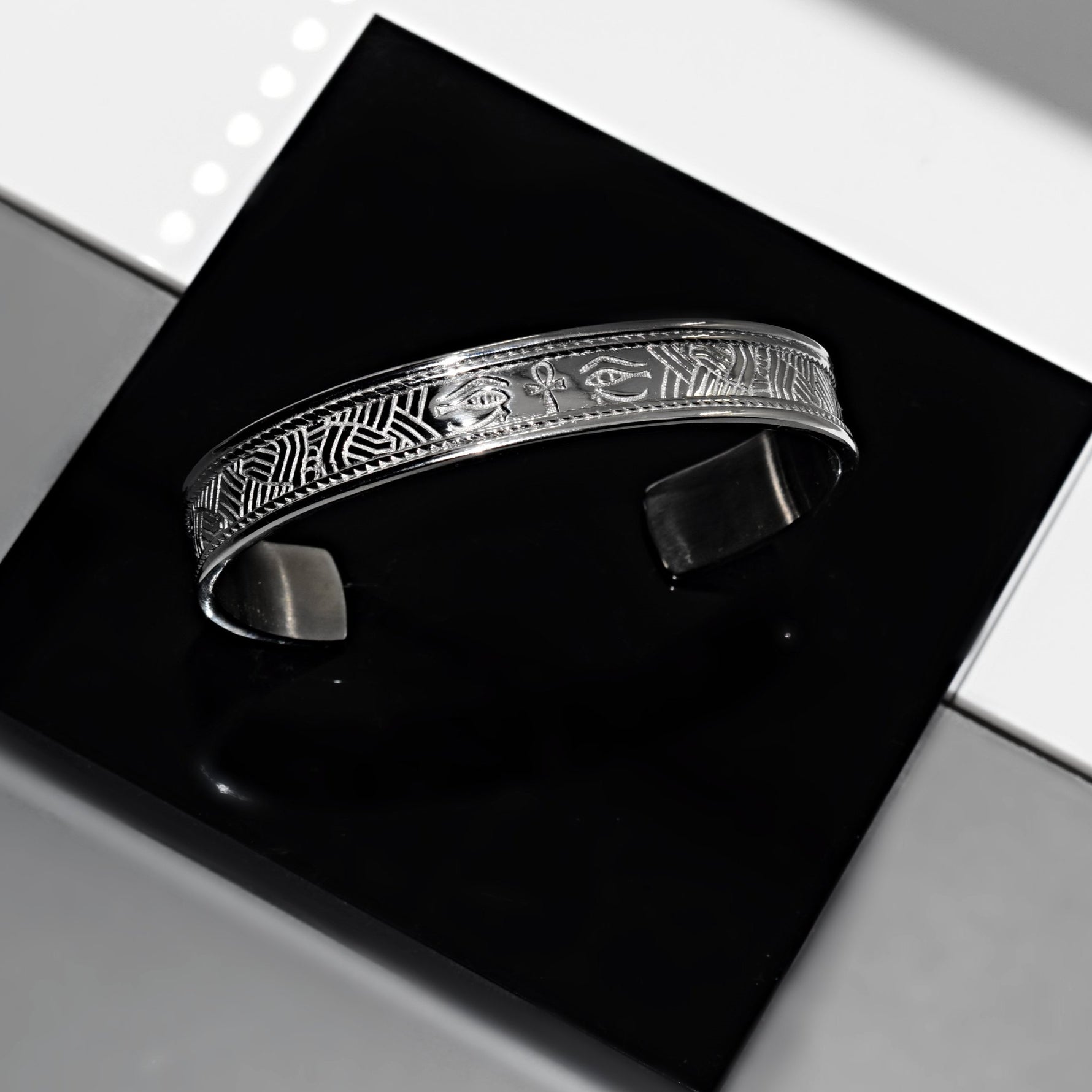 Armreif PROTECTOR - ROCK & STEEL GERMANY