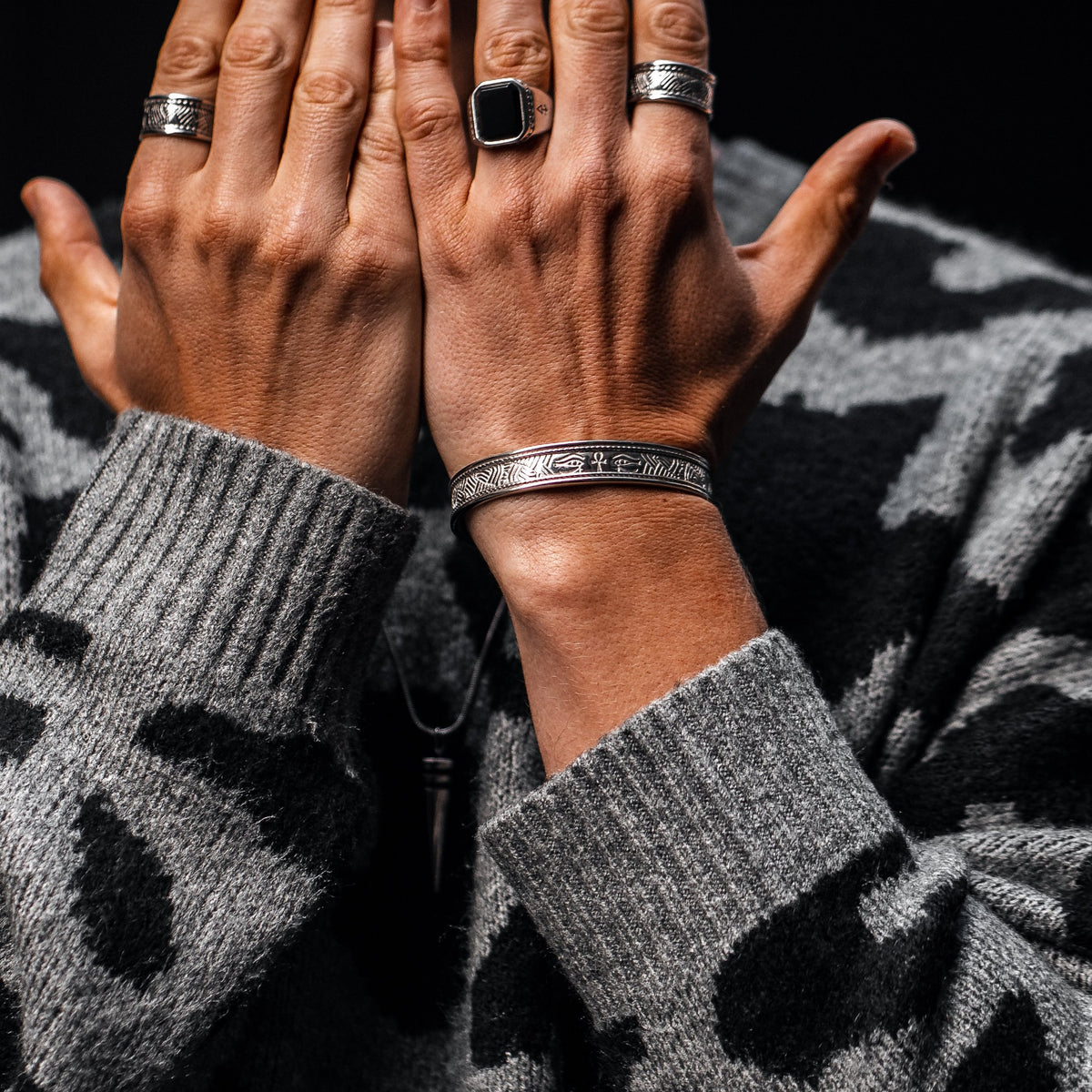 Armreif PROTECTOR - ROCK & STEEL GERMANY