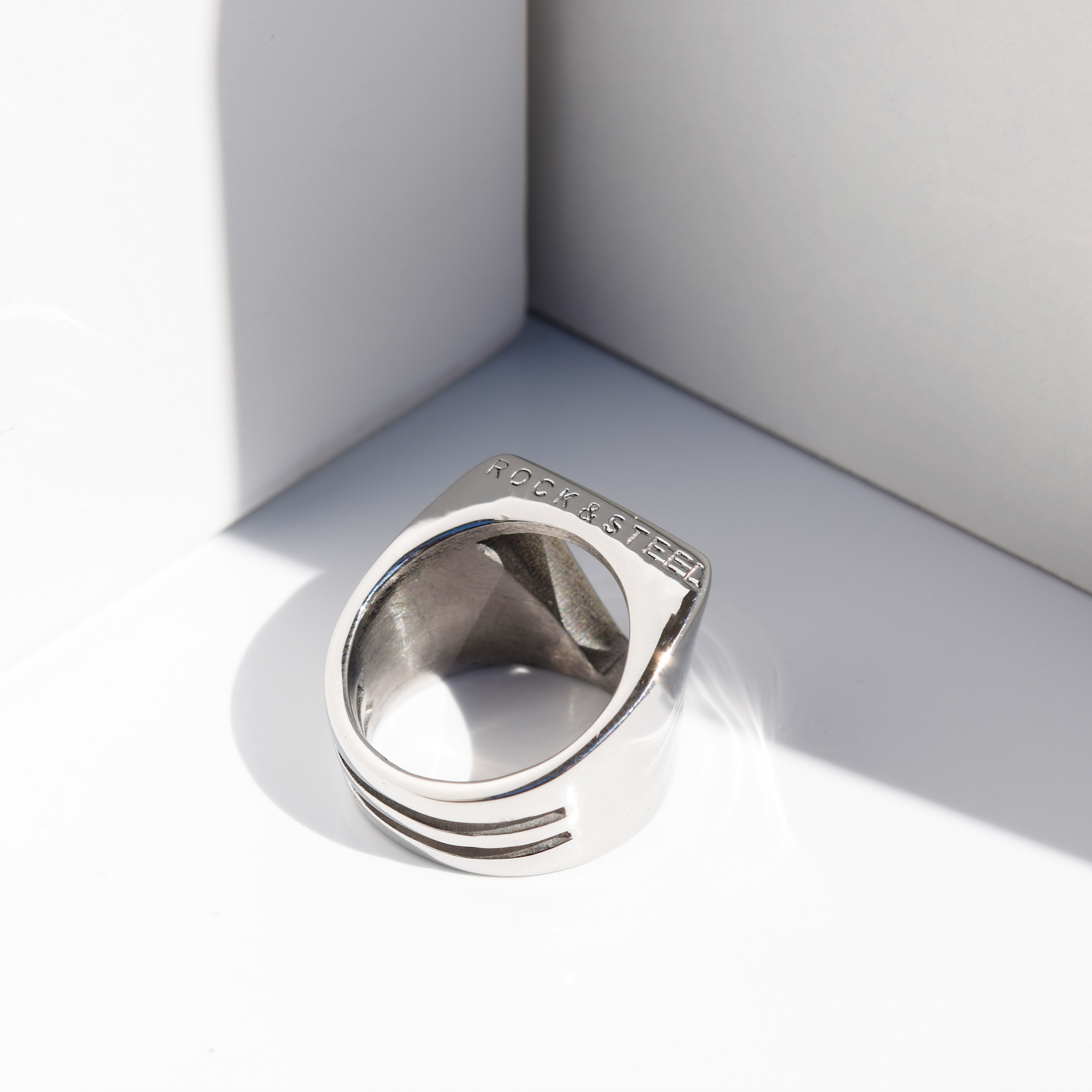 Ring Triangle of Life | Triangle  Herrenring | Rock & Steel Germany