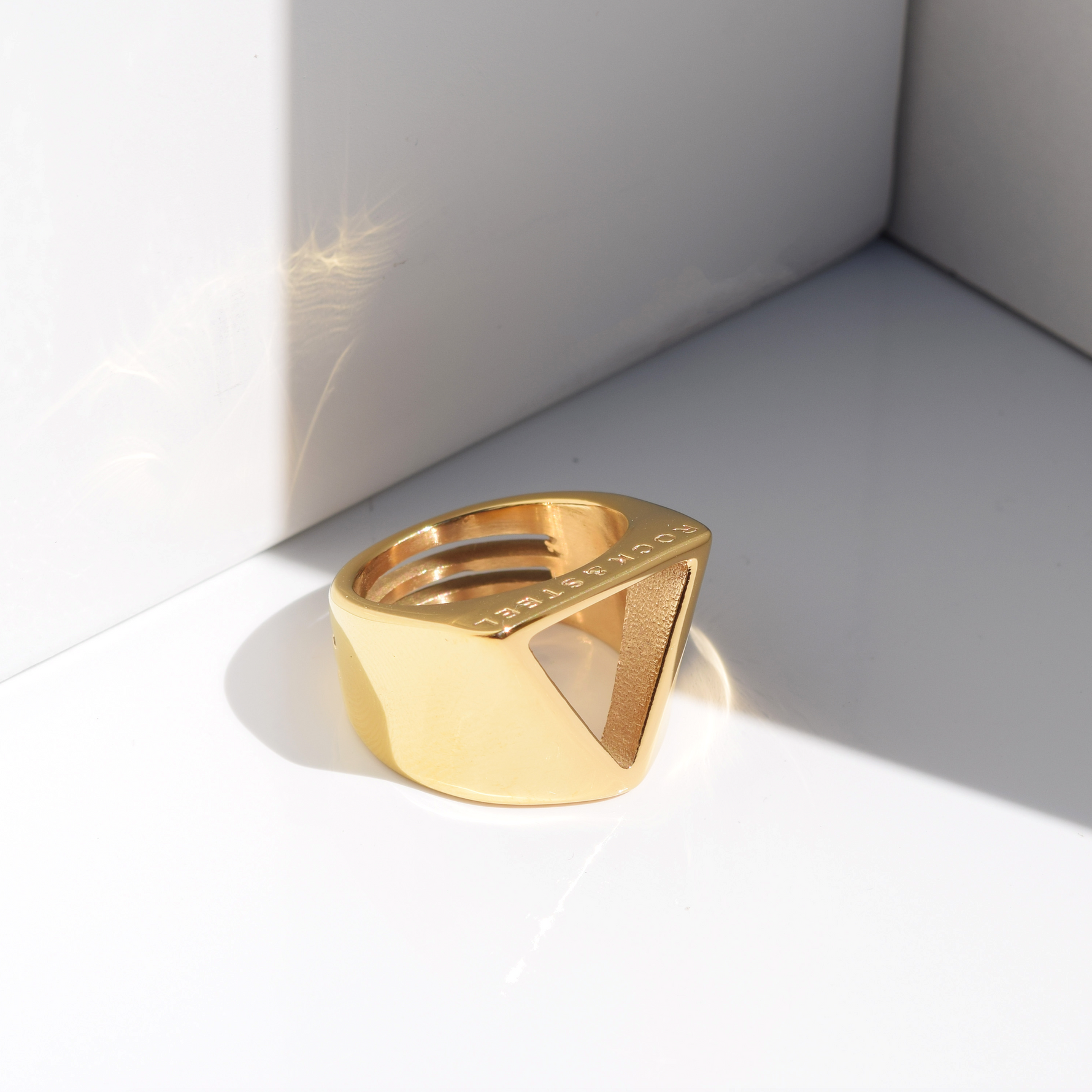 Ring Triangle of Life | Triangle  Herrenring | Rock & Steel Germany